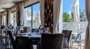 Logis Hotel Perla Riviera & Restaurant - Image 3