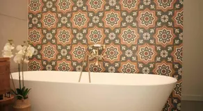 Luxury Harbour Suite With Free Parking - Image 4