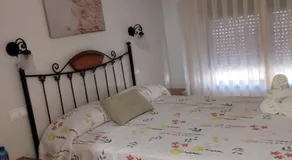 Hostal Royuela - Image 2