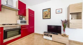 2 Bedroom Gorgeous Apartment In Zdrelac - Image 5