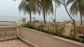 2 Br  Executive Room Beach View Apartemen Marbella Anyer - Image 4