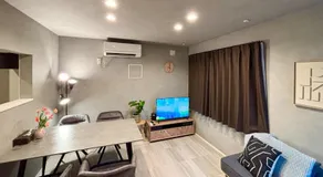 SALE Flawed Property with a loud music from neighbor but stay cheap in nice area - Image 2