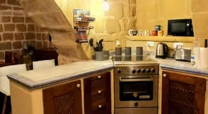 Il Mithna farmhouse with indoor heated jacuzzi pool - Image 5