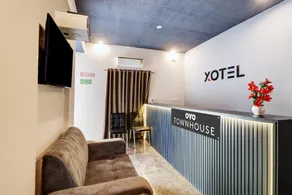 Townhouse Ecity Inn - Image 3