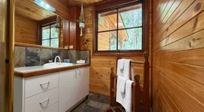 Springbrook Mountain Chalets - Image 5