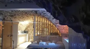 La Voûte Etoilée - Suite avec sauna et jacuzzi - Image 2
