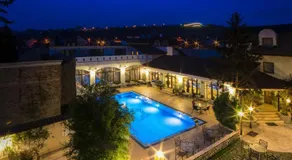 The Elite - Oradea's Legendary Hotel - Image 3