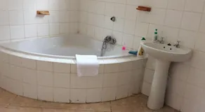 Chiloto Guest House - Image 4