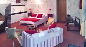 Studio confortable à Thilouze de 55 m² avec jardin privatif - Image 2
