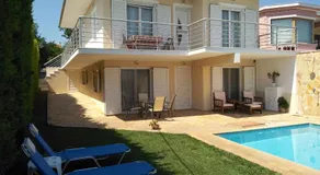 Apartment with Private Pool - Image 3