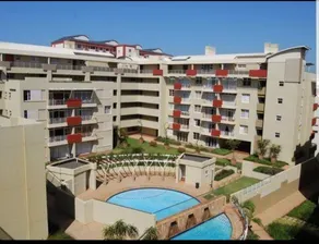 Palm Gate Luxury apartment - Image 3