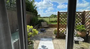 The Log Cabin - Image 5