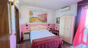 Hotel Bolero - Image 2