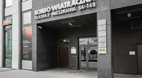 Apartments Rondo Wiatraczna by Noclegi Renters - Image 2