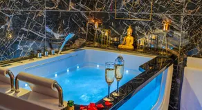 Magnifique loft / spa en face de la cathédrale ! - Image 4