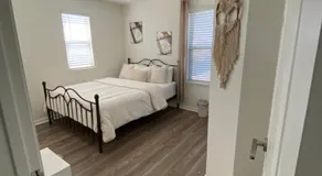 Vees Oasis Home away from Home! - Image 2