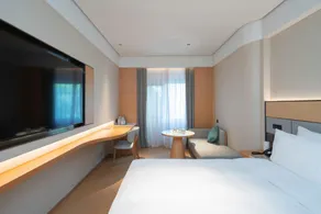 JI Hotel Shanghai Zhenbei Road Metro Station - Image 2