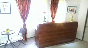 Hotel con C - Image 2