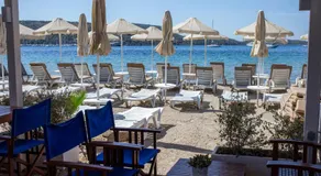 UzHan Beach Hotel - Image 4