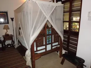 Langi Langi Beach Bungalows - Image 2