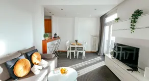 Plac Konstytucji 6 Orange - Apartament dla 4 osób - Bezpłatny parking - Free parking - piękny widok na panoramę Warszawy - Image 3
