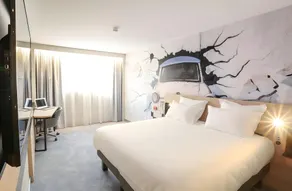 Arena Hotel La Defense - Image 2