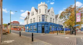 The Lambton - Image 5