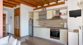 Traditional Arsanas Apartments - Image 5