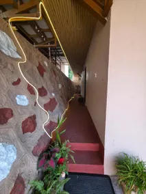 Nirvana Suite 1: Room with Jacuzzi - Image 3