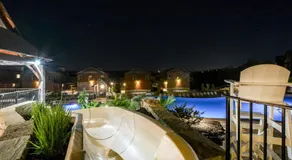 Luxury Lakefront Villa 2 mi to SDC HUGE POOL Kayaks Dock - Image 3