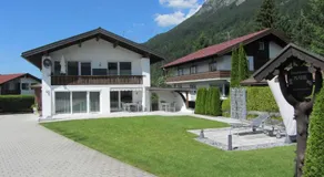 Alpenflair Ferienwohnungen Whg 307 Edel-Weiß - Image 3
