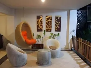The Boss Sathorn Hotel - Image 4