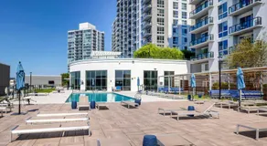 Modern Apt with Harbor Views - Image 5