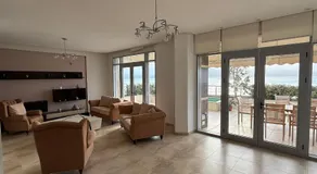 Maxi Room - Image 4
