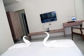 Hotel Serenity - Image 3