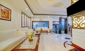 Hotel Paras - Image 3