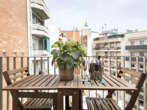 Arc de Triomf Barcelona Apartment with Pool - Image 4