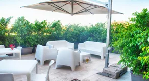 Four Rooms Guesthouse - Image 3