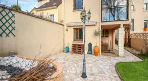 Maison Bezons: Confort & Jardin - Image 3