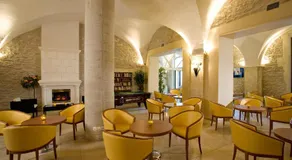 Hostellerie Notre Dame des Lumières Goult - Image 4