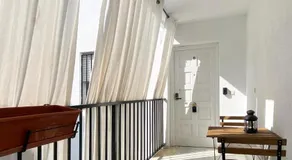 Apartment Wall Center - Aloha Sevilla - Image 2