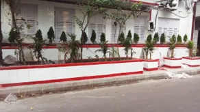 A1 Ladies Guest House - Image 4
