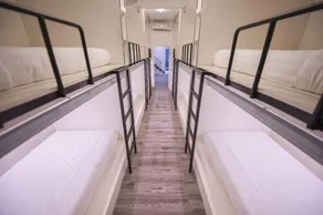 S7 Hostel - Image 2