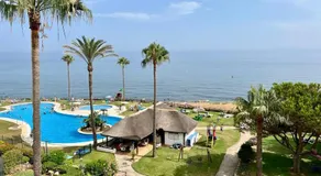 Mi Capricho P5, Apartment with Sea and Pool Views - Image 3