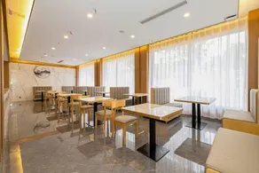 Yuexiang Hotel (Pingdingshan Baofeng Railway Station) - Image 3