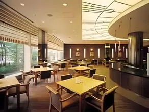 Cypress Garden Hotel - Image 2
