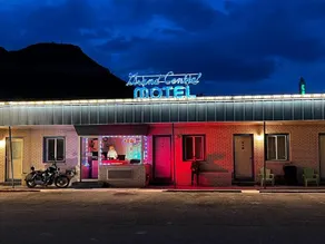 Grand Central Motel - Image 1