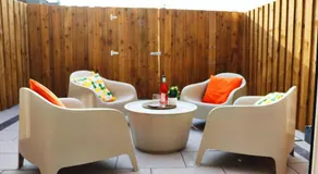 Last-Minute Escape l The Grey Door 2 Bed Cottage Banbridge Parking Private Garden l Nestled Property Management - Image 4