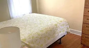 Cozy Apartment Steps from the Beach - The Ethan - Image 5
