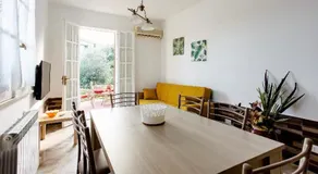 \"Villa Angela\" con terrazza, giardino in comune e Wi-Fi - Image 5